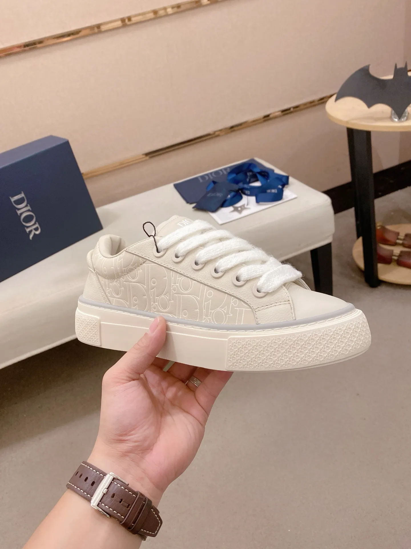 Factory price: 300 Men's shoes 💰[Dior·Dior] Top 🔍Couple style 💏🔍New casual sports style couple shoes, new four-season design, perfect workmanship, lace-up lazy style to create cabinet quality, upper: imported first-layer cowhide, sheepskin lining is soft and comfortable, ultra-light TPU wear-resistant outsole, simple, versatile fashion men's shoes, excellent color code number 35--44